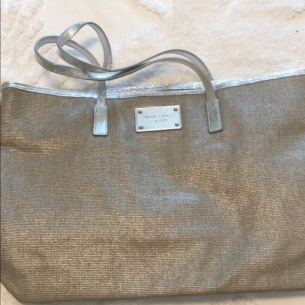Michael Kors tote